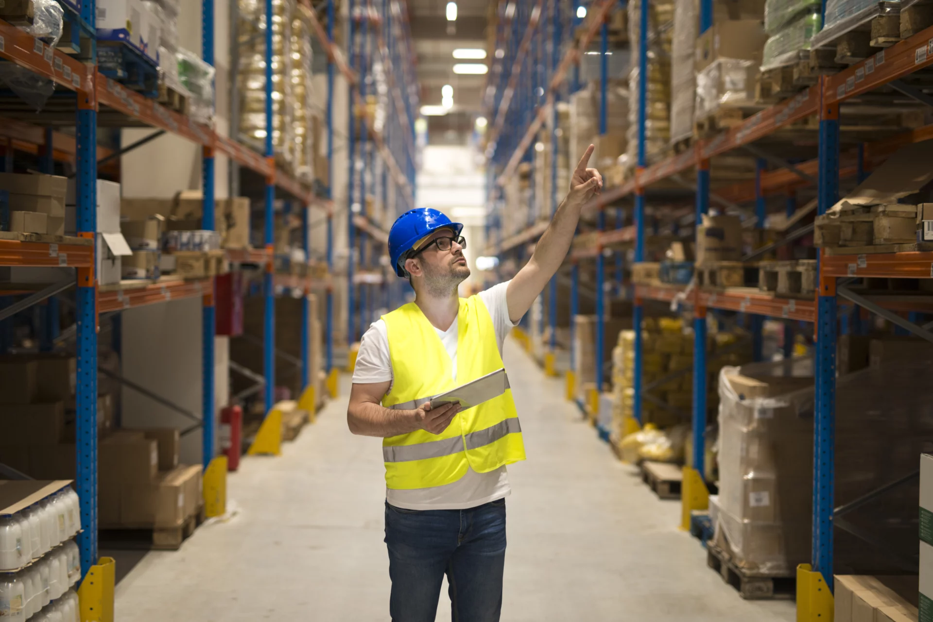 Picker Warehouse Adalah