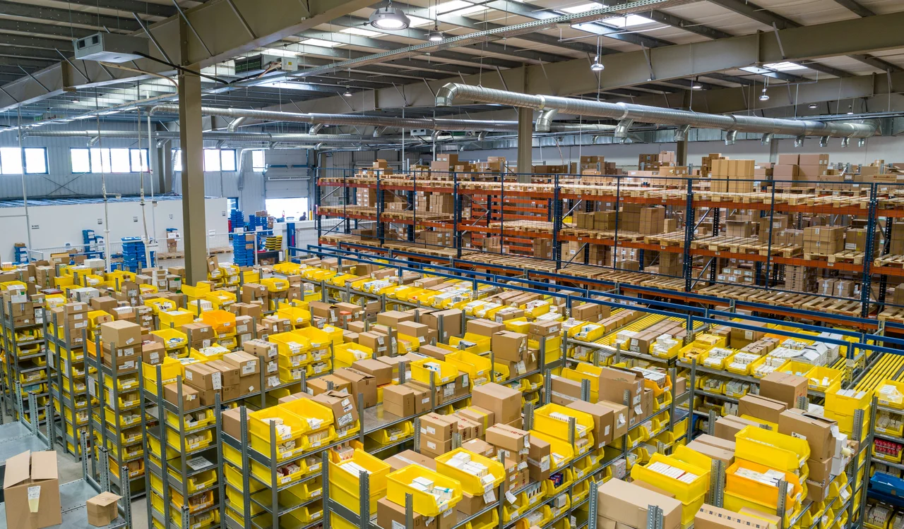 Divisi Logistik Adalah